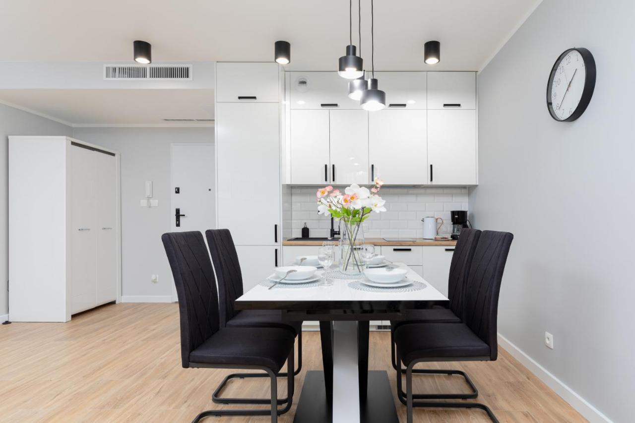 Lux Apartament Z Widokiem Na Morze - Mazowiecka 213 By Noclegi Renters โปเบียโรโว ภายนอก รูปภาพ